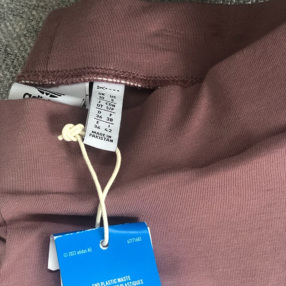 Adidas leggings size S, colour aubergine - Picture 3 of 4